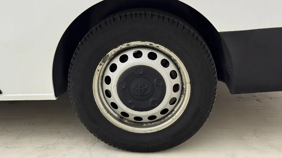 TOYOTA Proace Proace Kombi 2.0 D-4D Long 2,8t