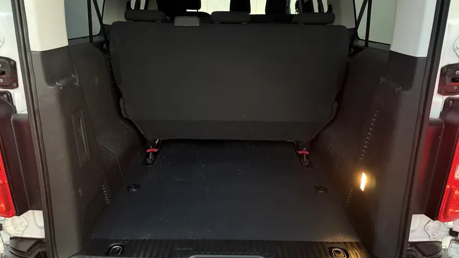 TOYOTA Proace Proace Kombi 2.0 D-4D Long 2,8t