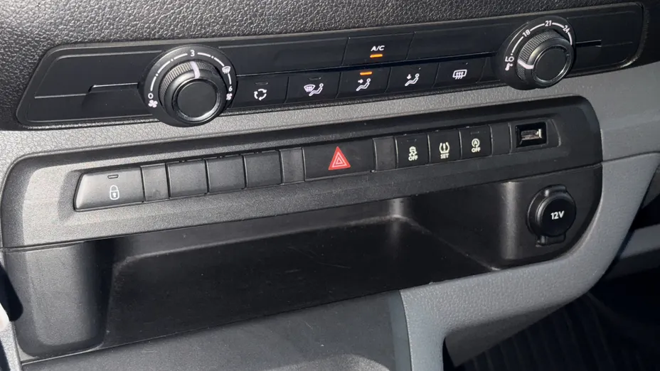 TOYOTA Proace Proace Kombi 2.0 D-4D Long 2,8t