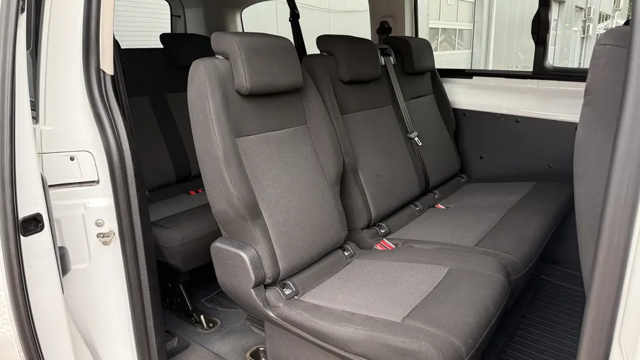 TOYOTA Proace Proace Kombi 2.0 D-4D Long 2,8t