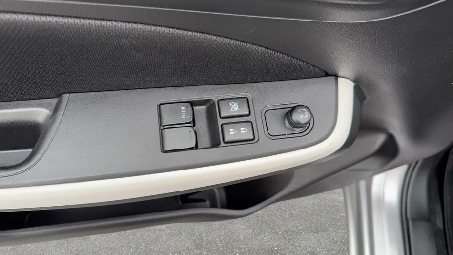 SUZUKI Swift Swift 1.2 Dualjet SHVS Premium