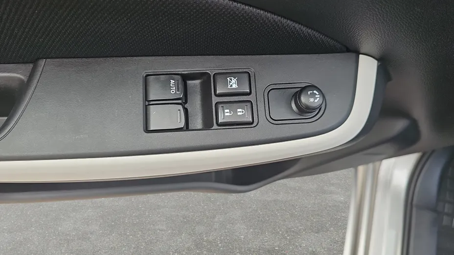 SUZUKI Swift Swift 1.2 Dualjet SHVS Premium
