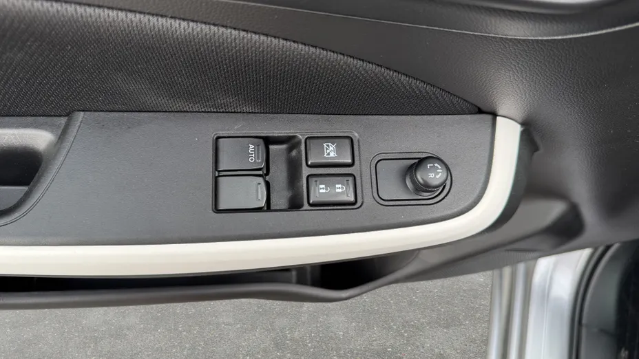 SUZUKI Swift Swift 1.2 Dualjet SHVS Premium