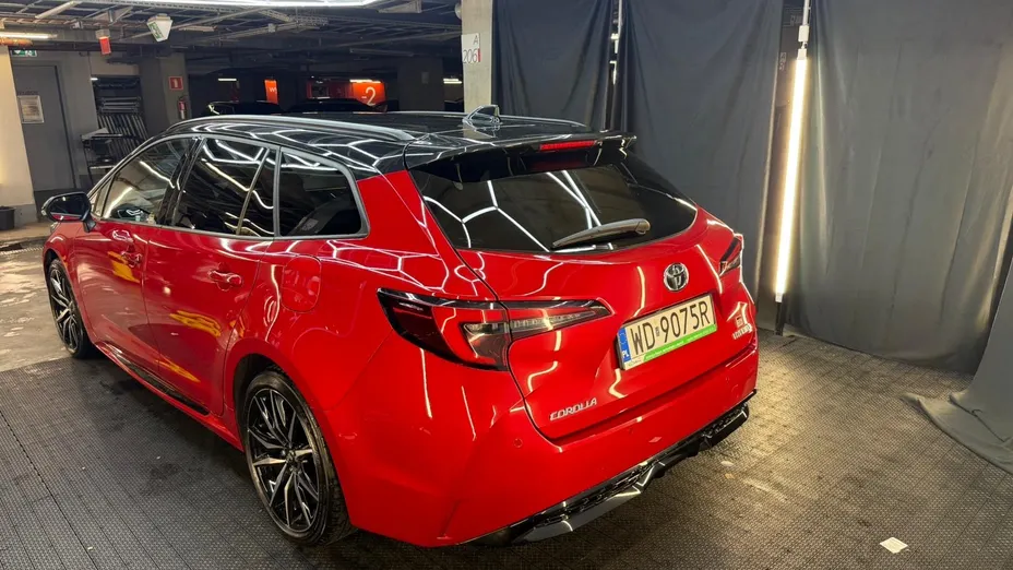 TOYOTA Corolla -
