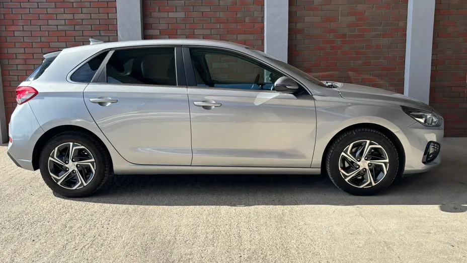 HYUNDAI i30 i30 1.5 DPI Comfort