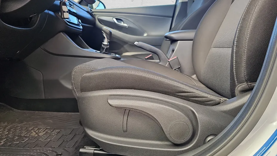 HYUNDAI i30 i30 1.5 DPI Comfort