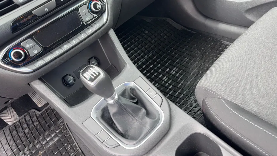 HYUNDAI i30 i30 1.5 DPI Comfort