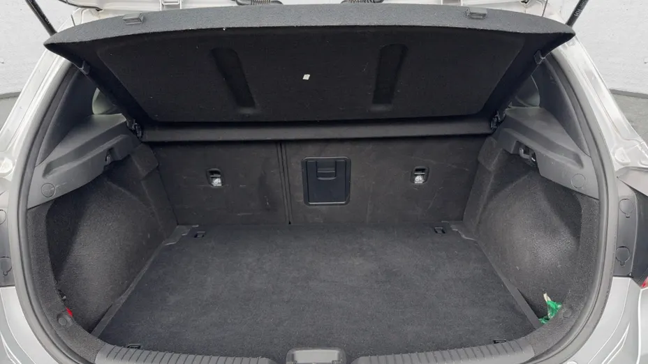 HYUNDAI i30 i30 1.5 DPI Comfort