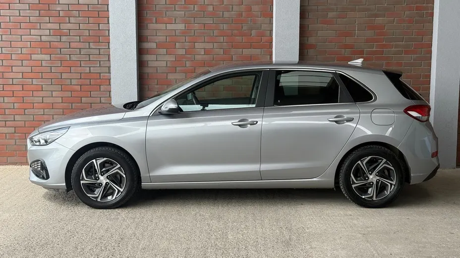 HYUNDAI i30 i30 1.5 DPI Comfort