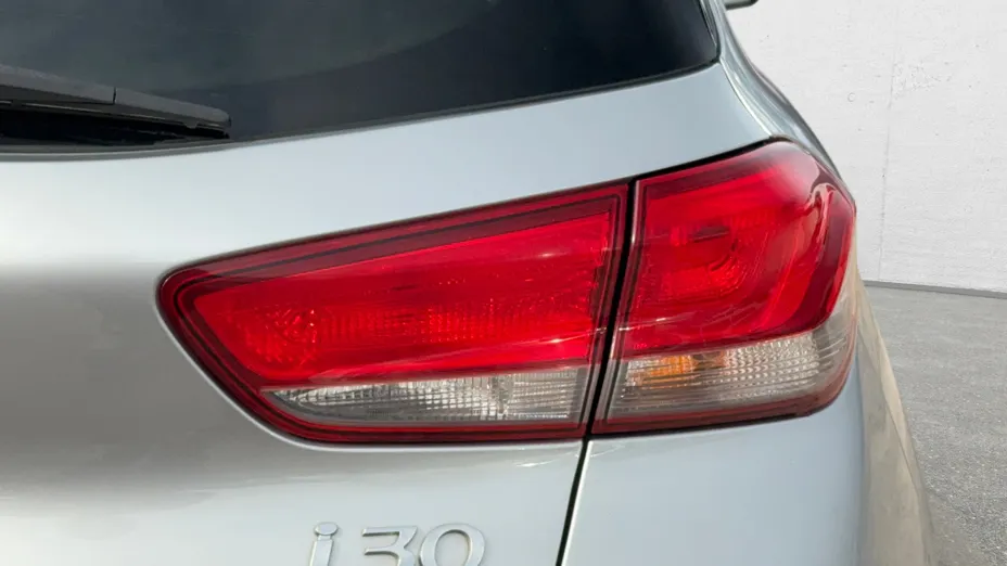 HYUNDAI i30 i30 1.5 DPI Comfort