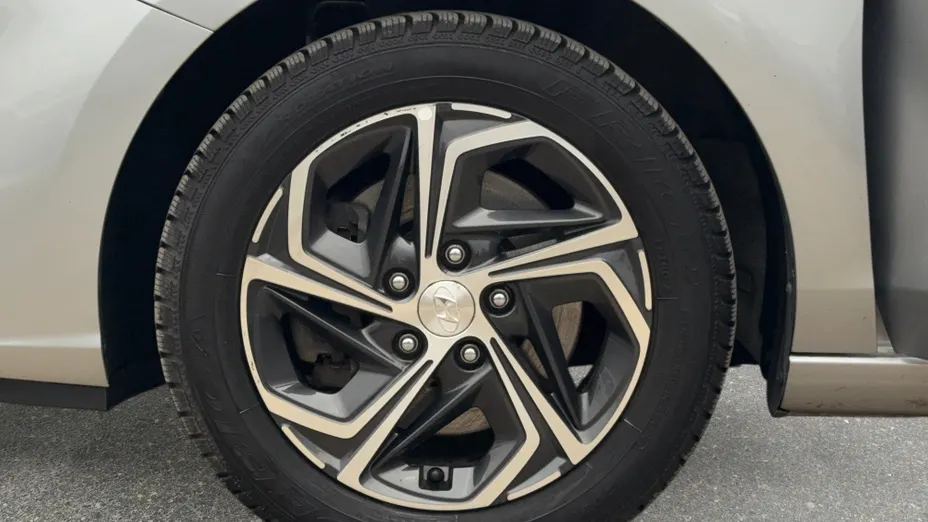 HYUNDAI i30 i30 1.5 DPI Comfort