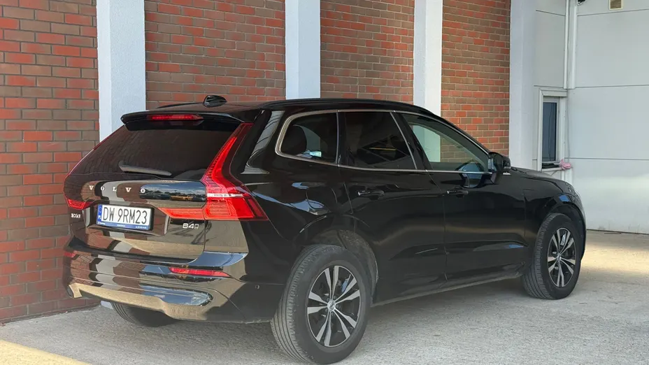 VOLVO XC60 XC60 B4 D AWD Momentum Pro aut