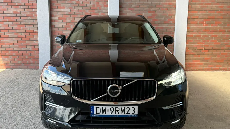 VOLVO XC60 XC60 B4 D AWD Momentum Pro aut
