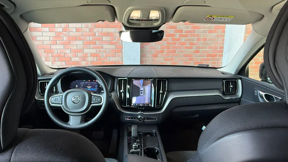 VOLVO XC60 XC60 B4 D AWD Momentum Pro aut