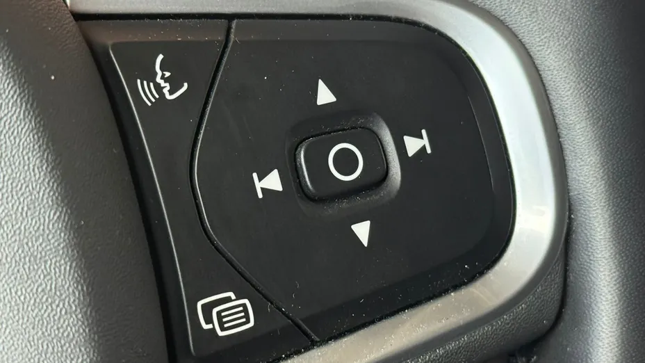 VOLVO XC60 XC60 B4 D AWD Momentum Pro aut