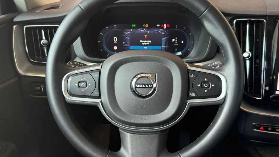 VOLVO XC60 XC60 B4 D AWD Momentum Pro aut