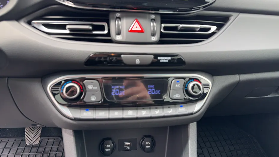 HYUNDAI i30 i30 1.5 DPI Comfort