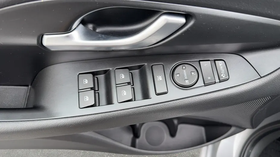 HYUNDAI i30 i30 1.5 DPI Comfort