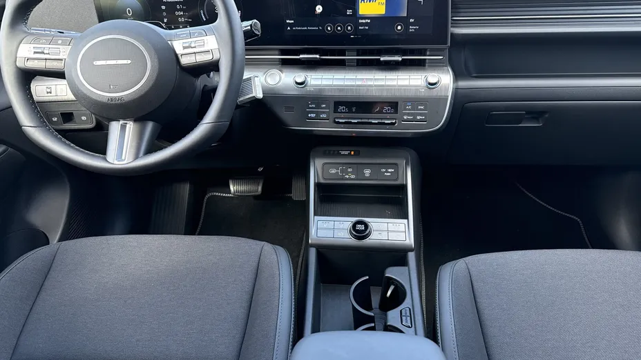 HYUNDAI Kona Kona Electric 65kWh Smart Nowy