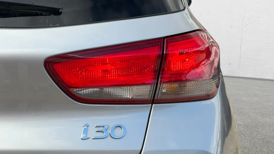 HYUNDAI i30 i30 1.5 DPI Comfort