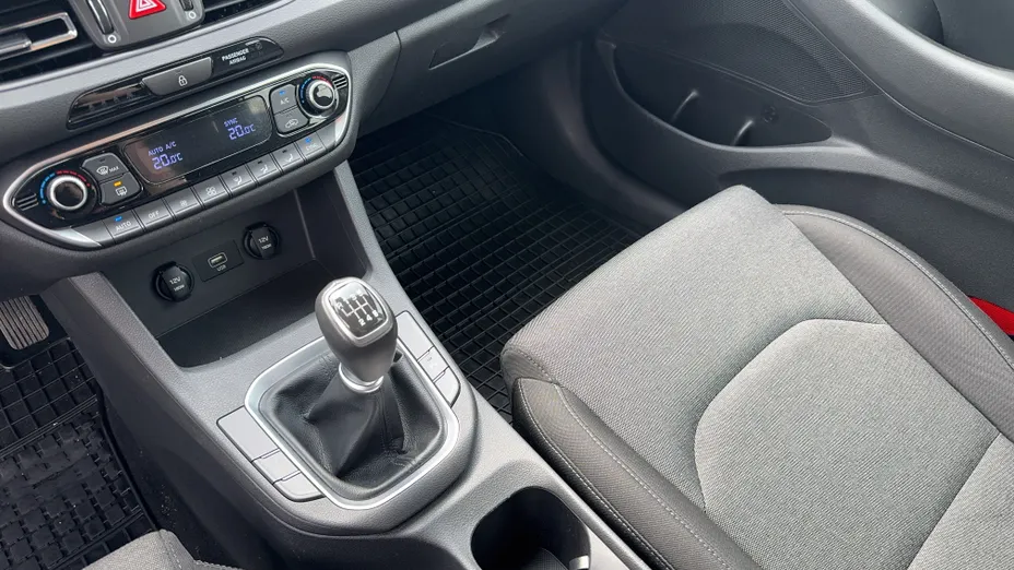 HYUNDAI i30 i30 1.5 DPI Comfort