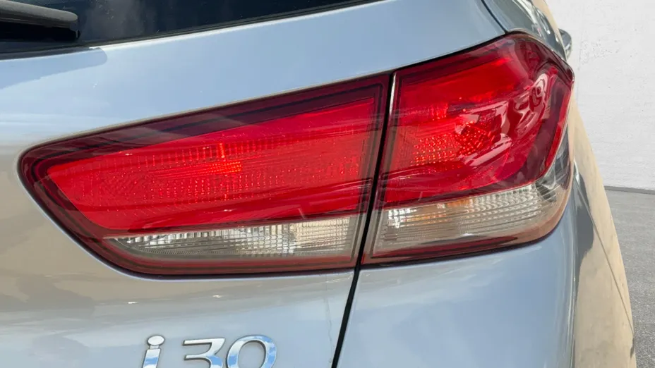 HYUNDAI i30 i30 1.5 DPI Comfort