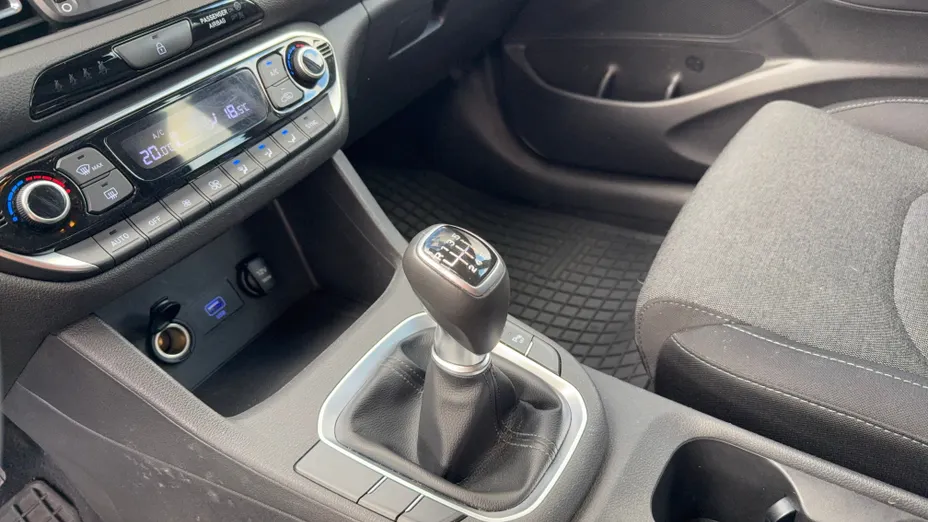 HYUNDAI i30 i30 1.5 DPI Comfort