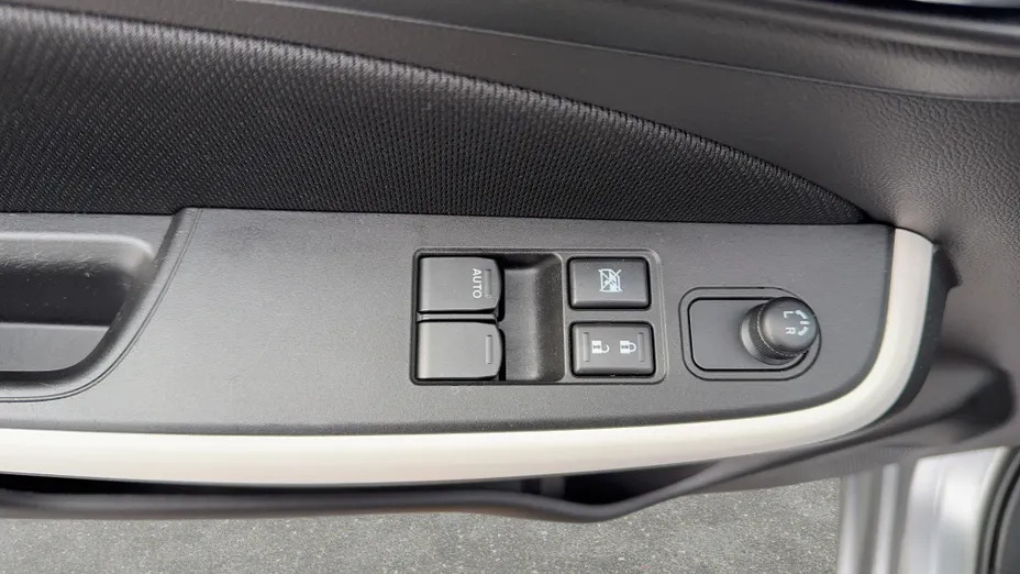 SUZUKI Swift Swift 1.2 Dualjet SHVS Premium
