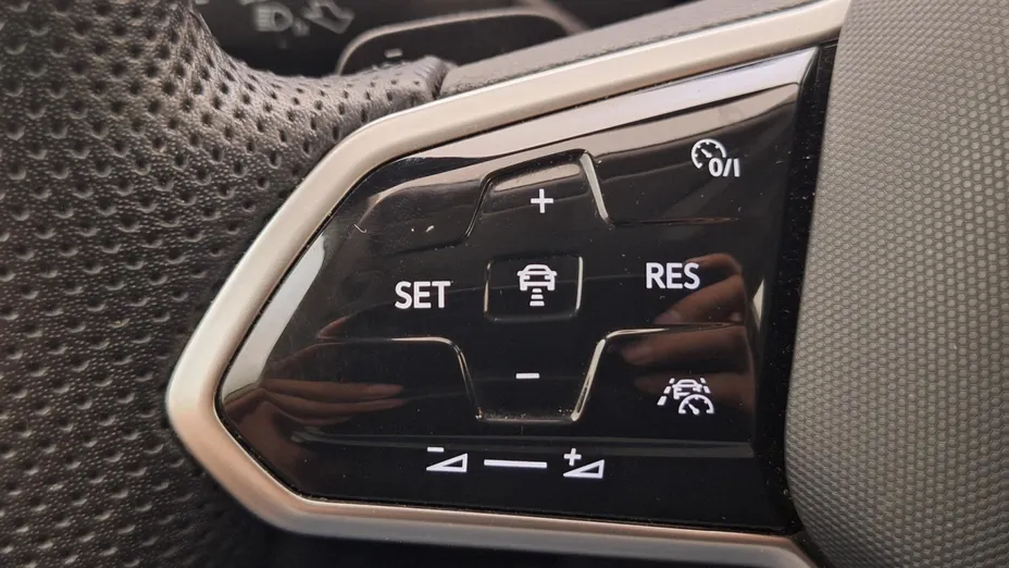 VOLKSWAGEN Arteon Arteon 2.0 TSI Elegance DSG