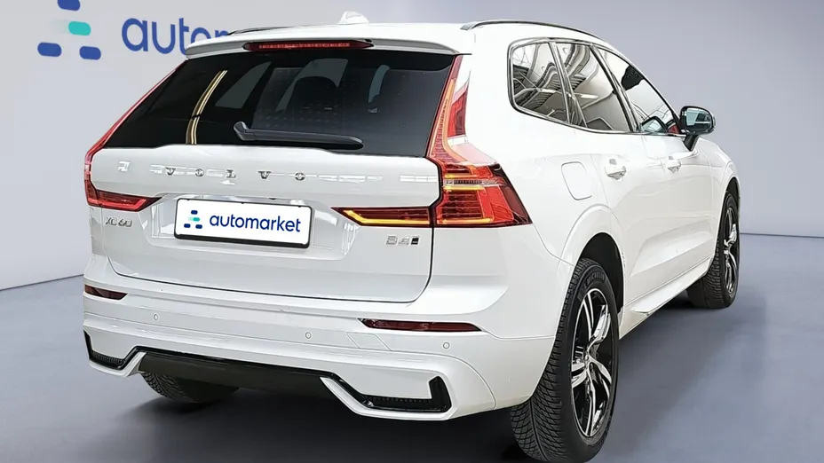 VOLVO XC60 XC60 B4 D AWD R-Design aut