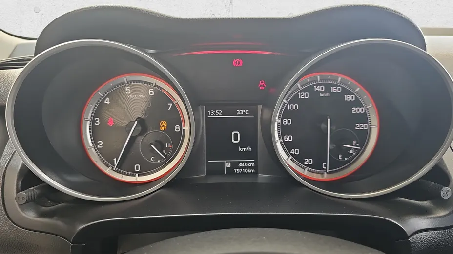 SUZUKI Swift Swift 1.2 Dualjet SHVS Premium