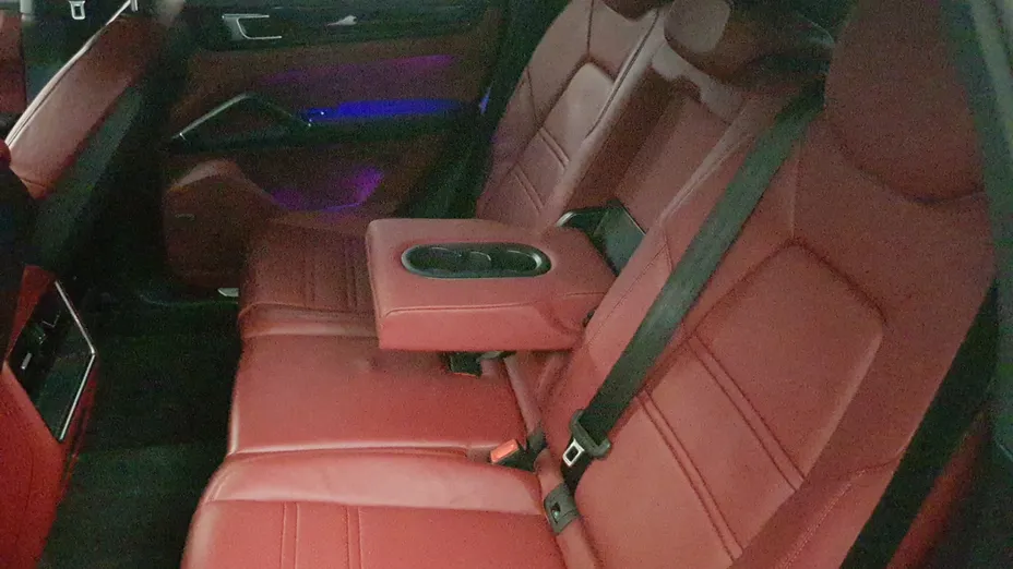 PORSCHE Cayenne Cayenne E-Hybrid