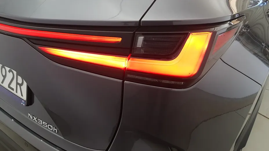 LEXUS NX NX 350h Business AWD