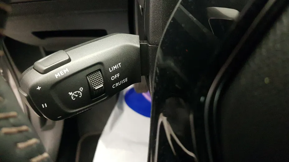 PEUGEOT 3008 3008 1.5 BlueHDi Active Pack S&S