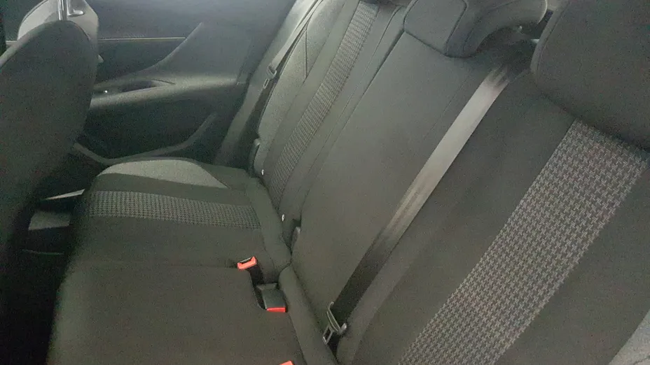 PEUGEOT 3008 3008 1.5 BlueHDi Active Pack S&S