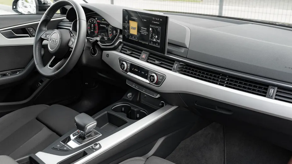 AUDI A4 A4 35 TFSI mHEV S tronic