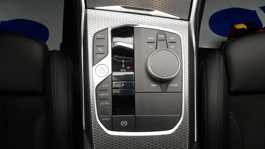 BMW Seria 3 318i M Sport aut