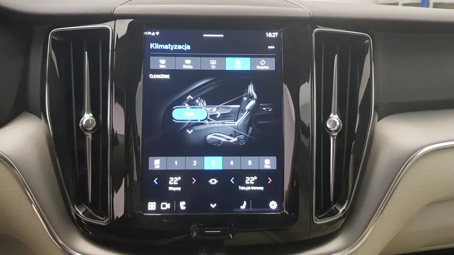 VOLVO XC60 XC60 B5 D AWD Momentum Pro aut