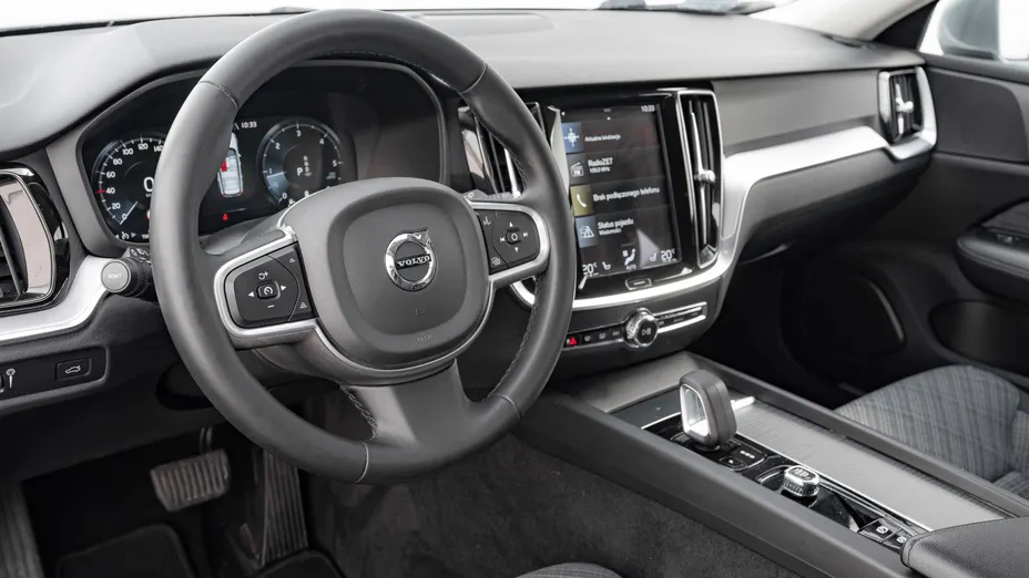 VOLVO V60 V60 B4 D Momentum Pro aut