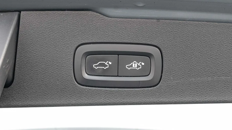 VOLVO V60 V60 B4 D Momentum Pro aut