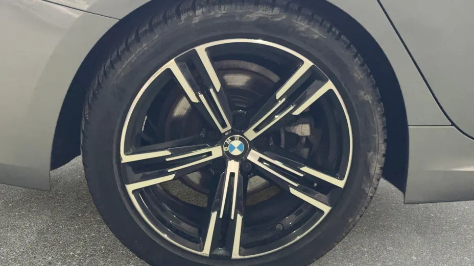 BMW Seria 3 318i M Sport aut