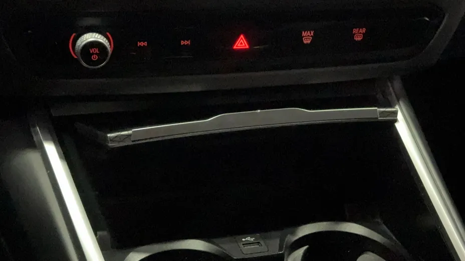 BMW Seria 3 318i M Sport aut