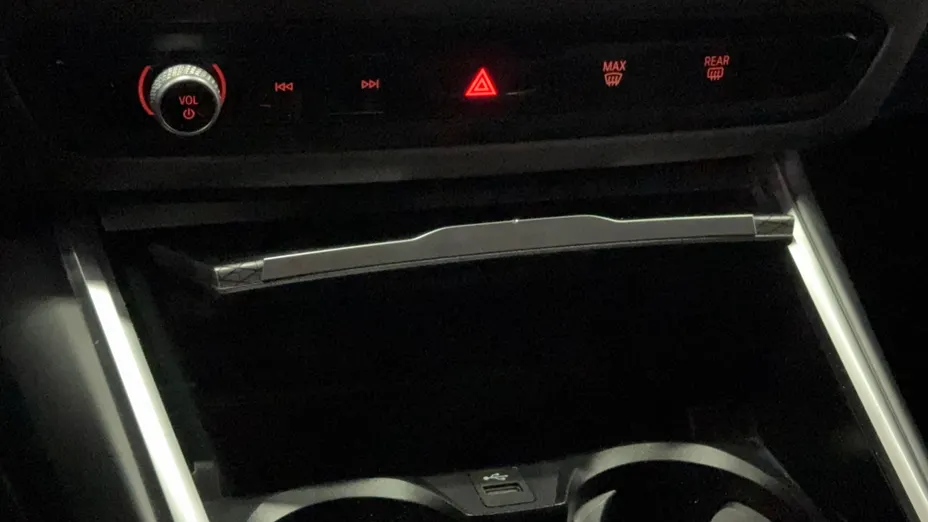 BMW Seria 3 318i M Sport aut