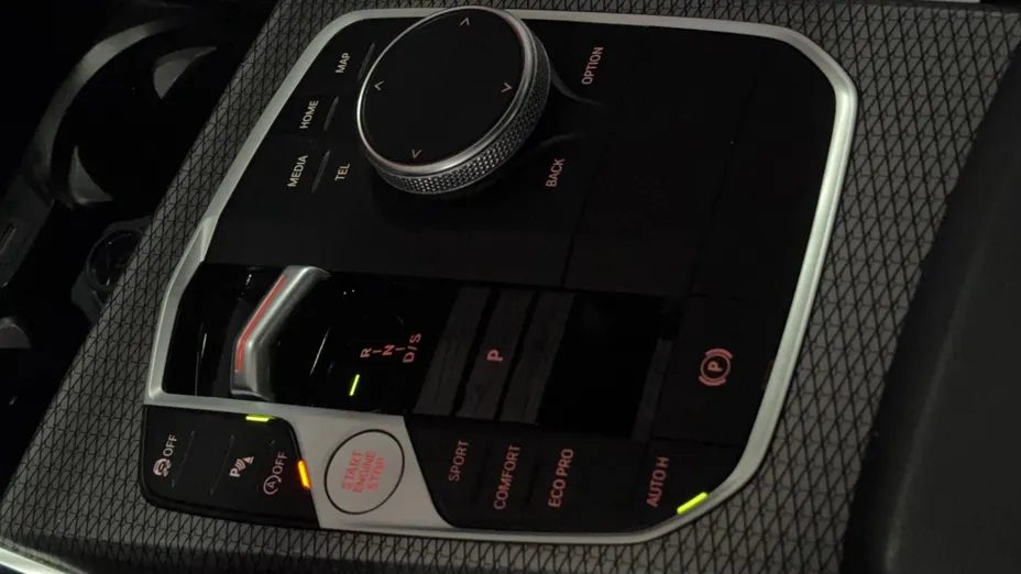 BMW Seria 3 318i M Sport aut