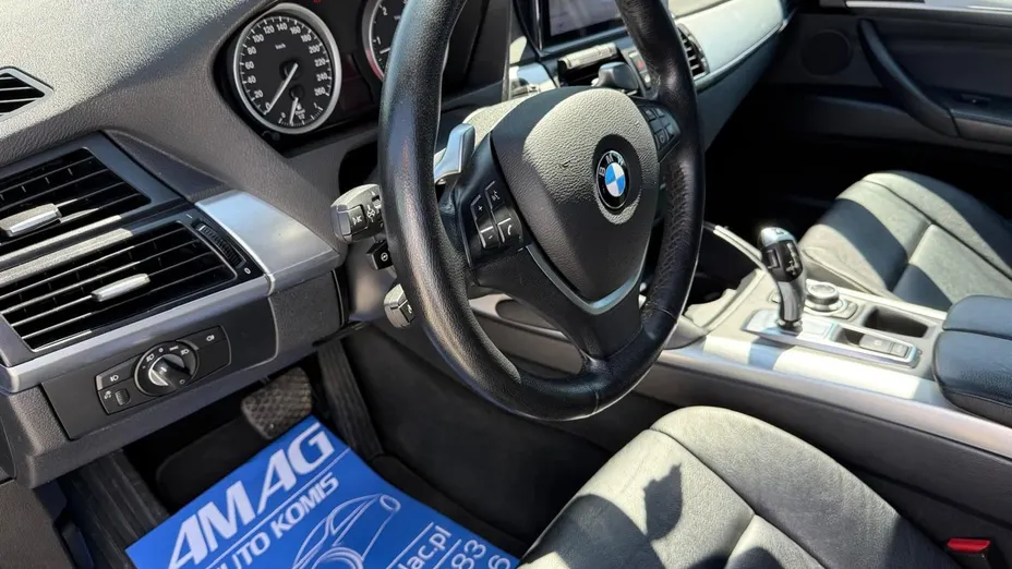 BMW X6 -