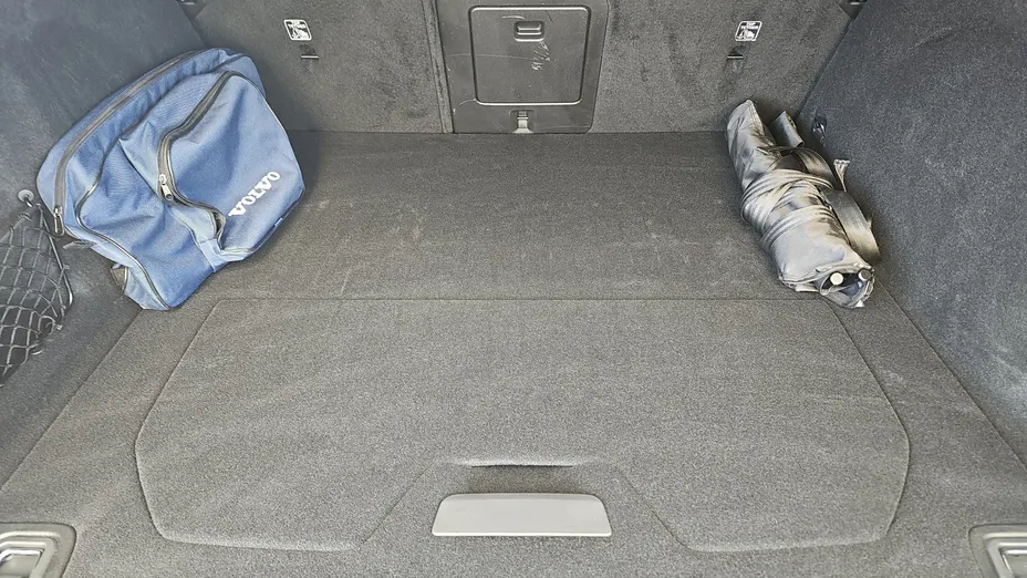 VOLVO V60 V60 B6 B AWD R-Design aut