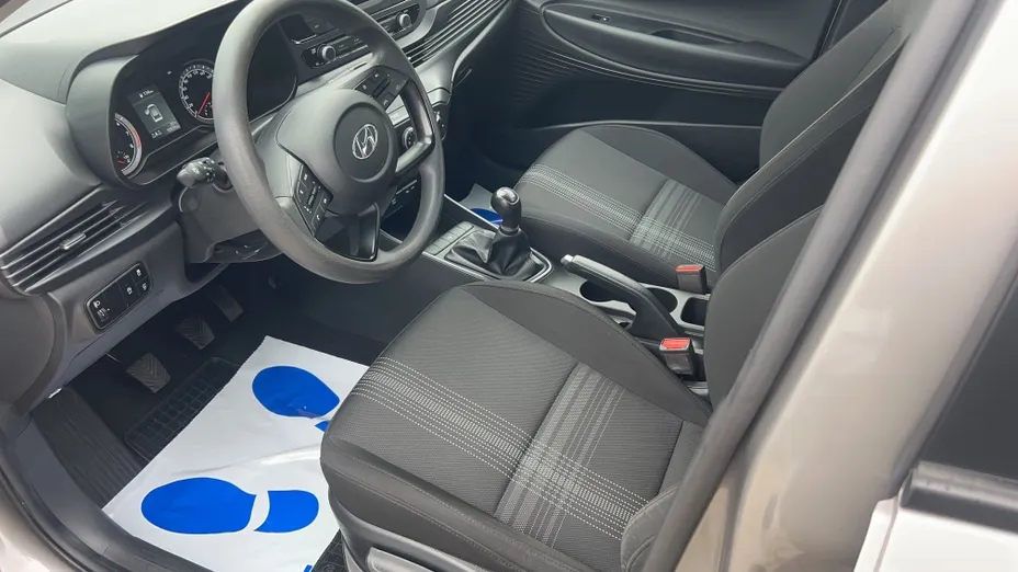 HYUNDAI i20 i20 1.2 Pure