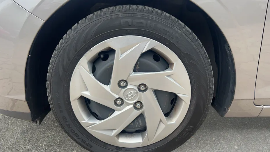 HYUNDAI i20 i20 1.2 Pure