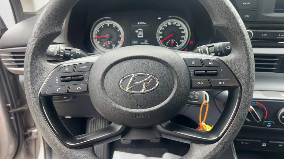 HYUNDAI i20 i20 1.2 Pure