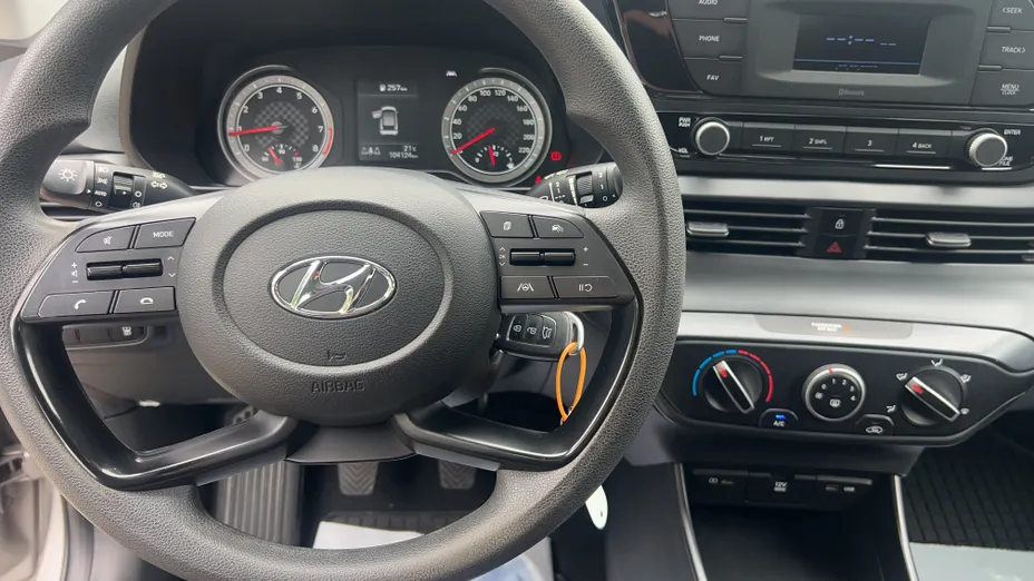 HYUNDAI i20 i20 1.2 Pure